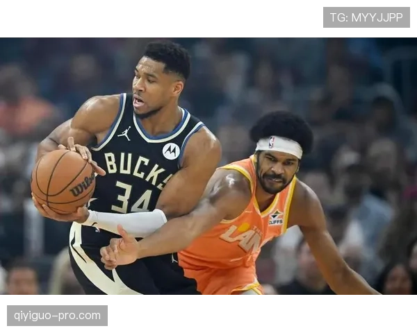 米德尔顿无球牵制提升雄鹿进攻效率