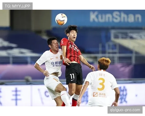 拉简·隆多个挡拆组织成效显著，提升球队关键时刻进攻节奏