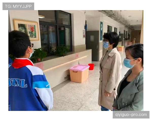接管中场直塞撕防线 近期比赛季初更前插